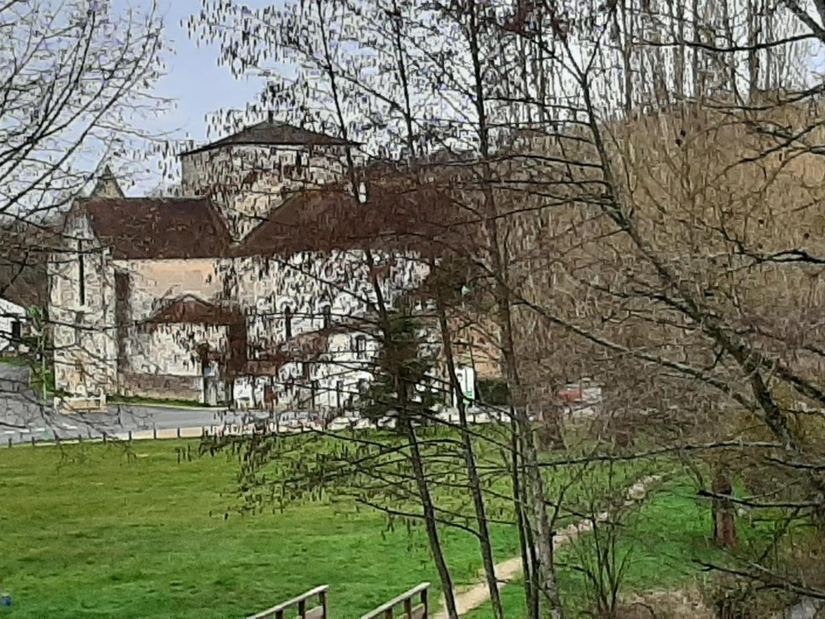 Sakura Bed & Breakfast Fontaine-le-Comte Екстериор снимка